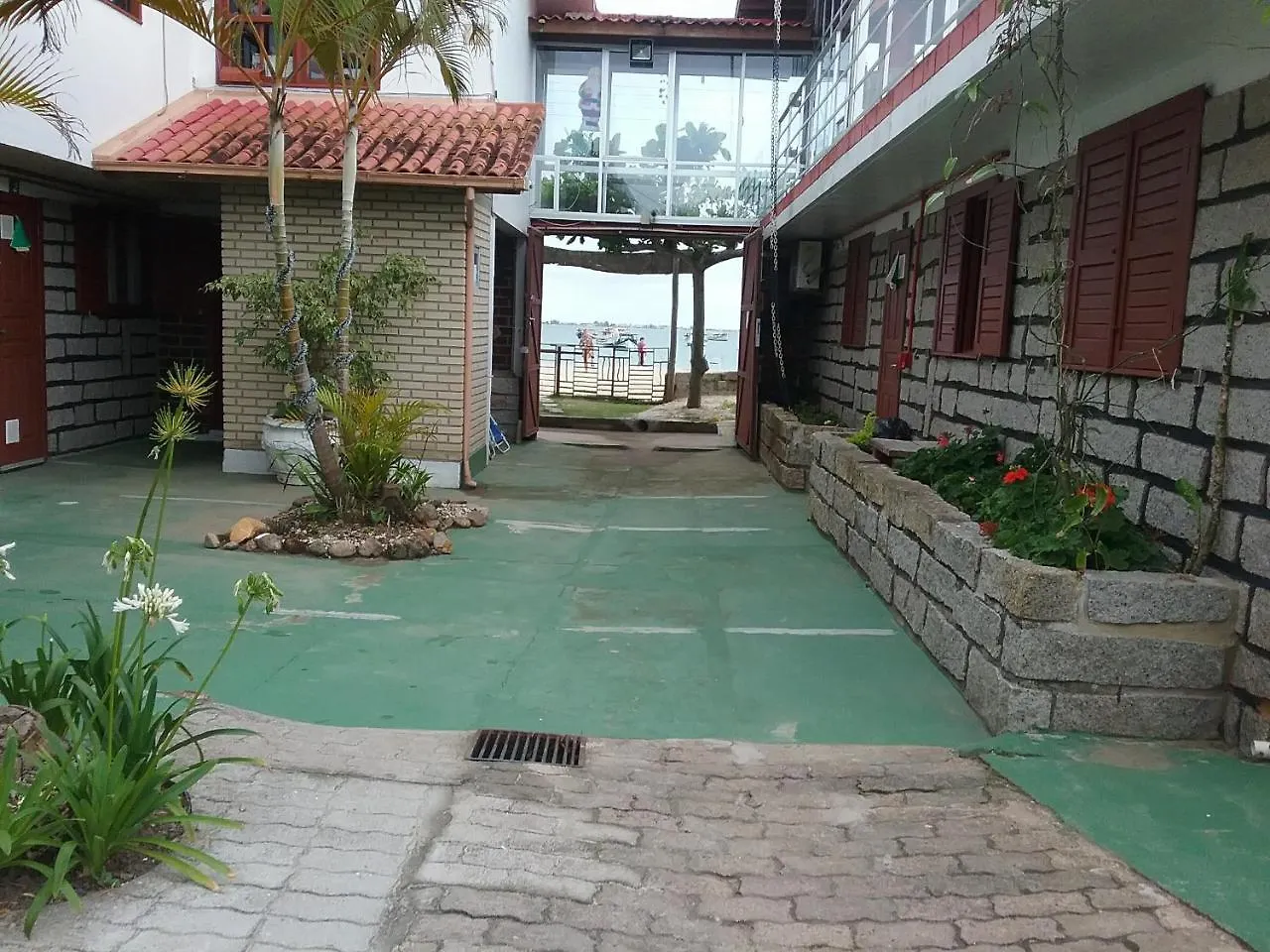 Pousada Louise Pinheira Inn